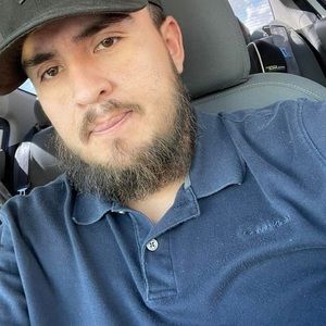 Meet your Posher, Misael